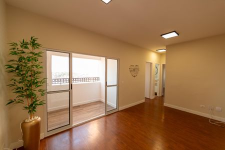 Apartamento para alugar com 71m², 3 quartos e 2 vagas Apartamento para alugar com 71m², 3 quartos e 2 vagasSala