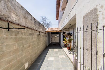 Casa à venda com 250m², 4 quartos e 5 vagasQuintal