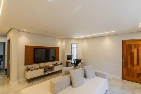 Casa à venda com 250m², 4 quartos e 5 vagasSala da casa 1