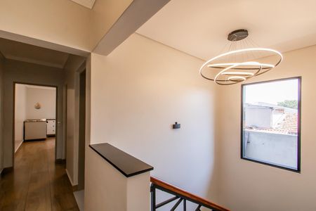 Casa à venda com 250m², 4 quartos e 5 vagasCorredor