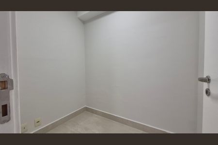 Apartamento para alugar com 144m², 3 quartos e 2 vagas Apartamento para alugar com 144m², 3 quartos e 2 vagasQuarto de serviço