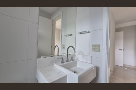 Apartamento para alugar com 144m², 3 quartos e 2 vagas Apartamento para alugar com 144m², 3 quartos e 2 vagasBanheiro da suíte 3