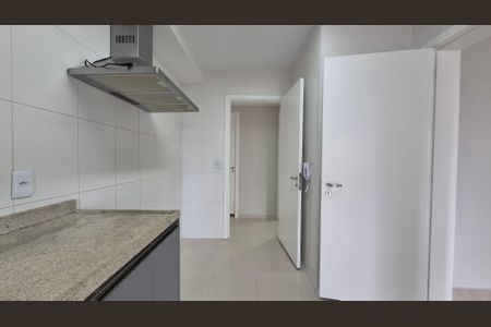 Apartamento para alugar com 144m², 3 quartos e 2 vagas Apartamento para alugar com 144m², 3 quartos e 2 vagasCozinha
