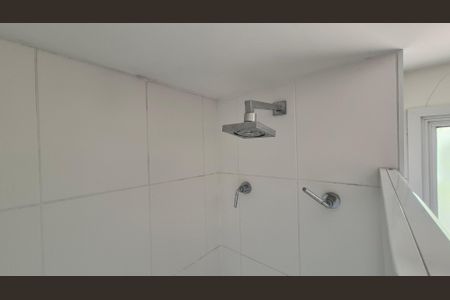 Apartamento para alugar com 144m², 3 quartos e 2 vagas Apartamento para alugar com 144m², 3 quartos e 2 vagasBanheiro da suíte