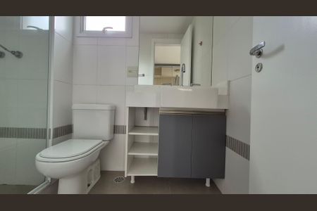 Apartamento para alugar com 144m², 3 quartos e 2 vagas Apartamento para alugar com 144m², 3 quartos e 2 vagasBanheiro da suíte