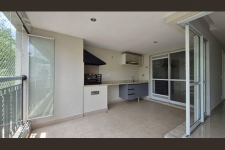 Apartamento para alugar com 144m², 3 quartos e 2 vagas Apartamento para alugar com 144m², 3 quartos e 2 vagasVaranda