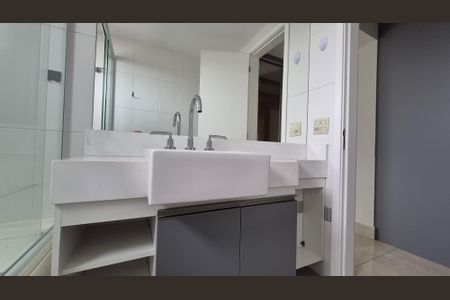 Apartamento para alugar com 144m², 3 quartos e 2 vagas Apartamento para alugar com 144m², 3 quartos e 2 vagasBanheiro da suíte 2