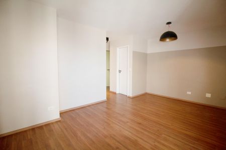 Sala de apartamento para alugar com 1 quarto, 56m² em Pinheiros, São Paulo