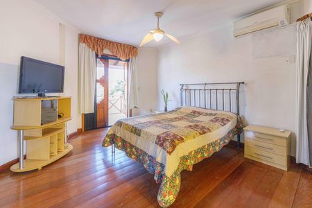 Casa para alugar com 345m², 3 quartos e 4 vagasSuíte 1 