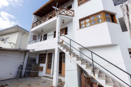 Casa para alugar com 345m², 3 quartos e 4 vagasQuintal 