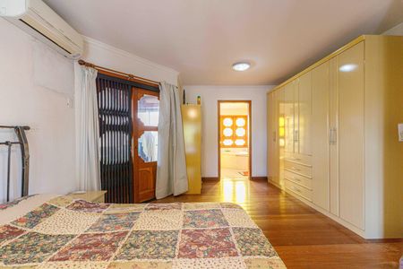 Casa para alugar com 345m², 3 quartos e 4 vagasSuíte 1 