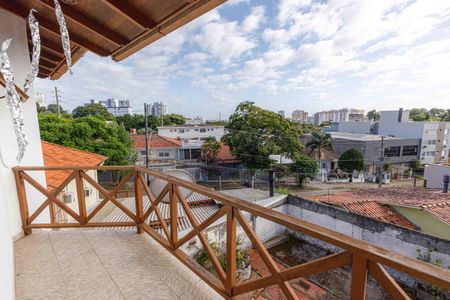 Casa para alugar com 345m², 3 quartos e 4 vagasSacada da Suíte 2 