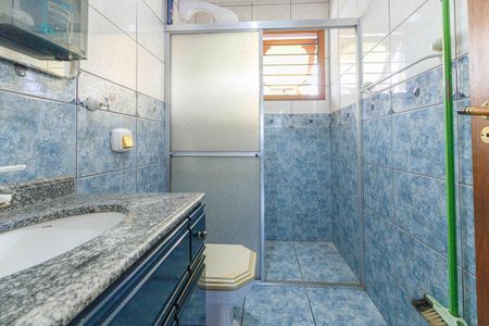 Casa para alugar com 345m², 3 quartos e 4 vagasBanheiro da Suíte 2 