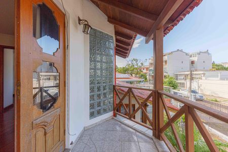 Casa para alugar com 345m², 3 quartos e 4 vagasSacada da Suíte 1 