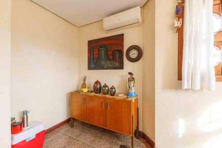 Casa para alugar com 345m², 3 quartos e 4 vagasSala 5