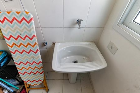 Apartamento à venda com 98m², 2 quartos e 1 vagaÁrea de Serviço