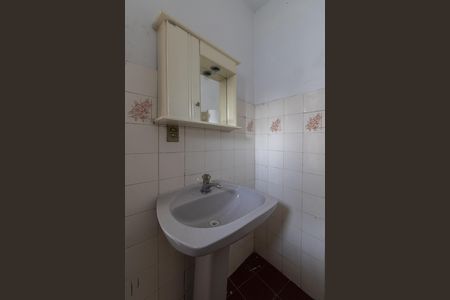 Banheiro Quarto Externo de casa para alugar com 4 quartos, 315m² em Parque Boturussu, São Paulo