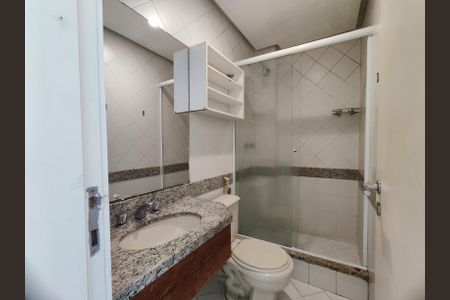 Casa à venda com 85m², 2 quartos e 2 vagasBanheiro da Suíte 1