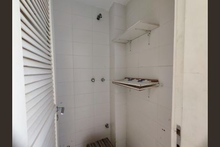 Casa à venda com 85m², 2 quartos e 2 vagasBanheiro de Serviço