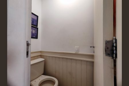 Casa à venda com 85m², 2 quartos e 2 vagasLavabo