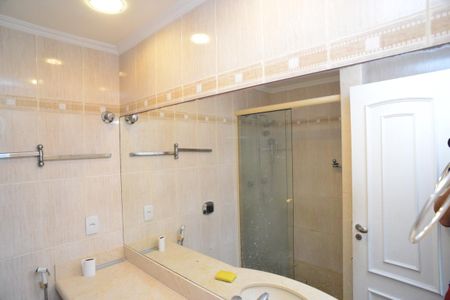 Apartamento para alugar com 252m², 3 quartos e 2 vagasBanheiro Suíte