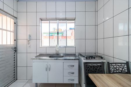 Sala/Cozinha de kitnet/studio para alugar com 1 quarto, 37m² em Jardim Graziela, Barueri
