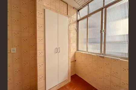 Apartamento para alugar com 60m², 2 quartos e sem vaga Apartamento para alugar com 60m², 2 quartos e sem vagaÁrea de Serviço