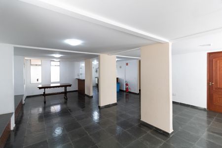 Apartamento à venda com 52m², 2 quartos e 1 vaga Apartamento à venda com 52m², 2 quartos e 1 vagaÁrea comum