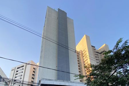Apartamento para alugar com 40m², 1 quarto e 1 vaga Apartamento para alugar com 40m², 1 quarto e 1 vagaFachada