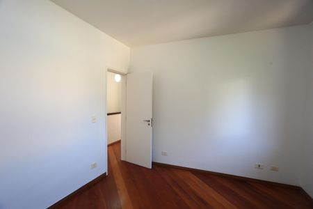 Casa à venda com 336m², 4 quartos e 4 vagasSuíte 1