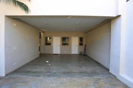 Casa à venda com 336m², 4 quartos e 4 vagasGaragem