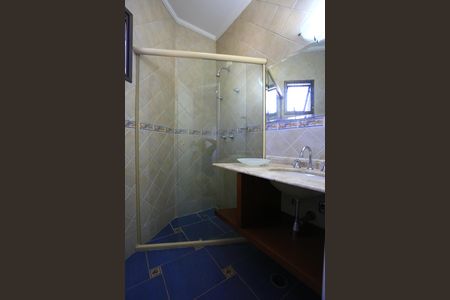 Casa à venda com 336m², 4 quartos e 4 vagasBanheiro da Suíte 1