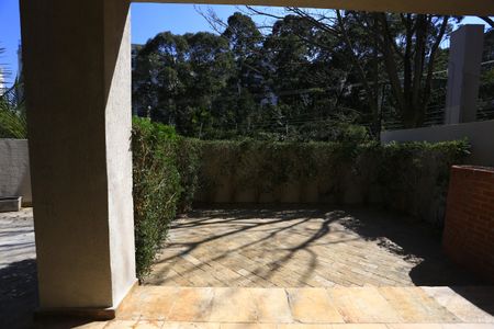 Casa à venda com 336m², 4 quartos e 4 vagasvista