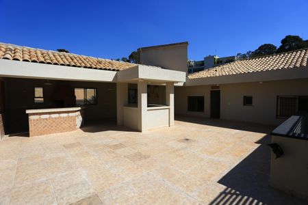 Casa à venda com 336m², 4 quartos e 4 vagasQuintal