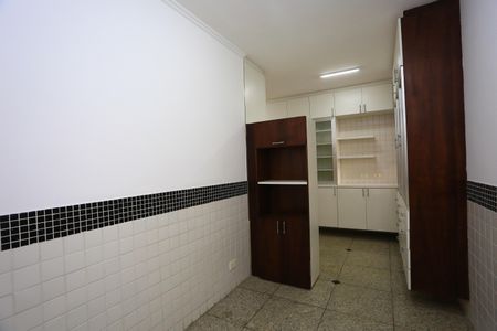 Casa à venda com 336m², 4 quartos e 4 vagasCozinha