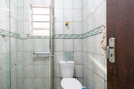 Casa para alugar com 200m², 3 quartos e 2 vagas Casa para alugar com 200m², 3 quartos e 2 vagasBanheiro de serviço