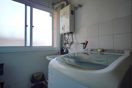 Apartamento à venda com 64m², 2 quartos e 1 vagaÁrea de Serviço