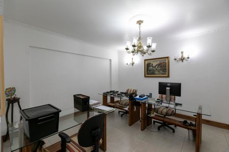 ESCRITÓRIOS de casa para alugar com 5 quartos, 400m² em Vila Iza, Campinas