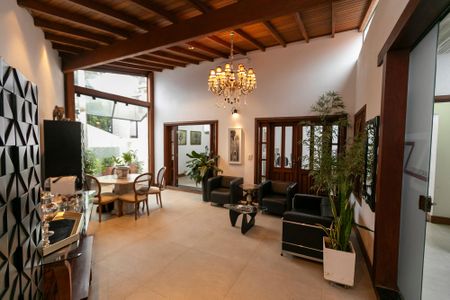 RECEPÇÃO DOS ESCRITÓRIOS de casa para alugar com 5 quartos, 400m² em Vila Iza, Campinas