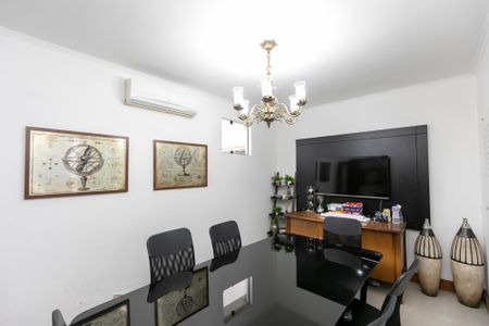 SALA DE REUNIÃO de casa para alugar com 5 quartos, 400m² em Vila Iza, Campinas