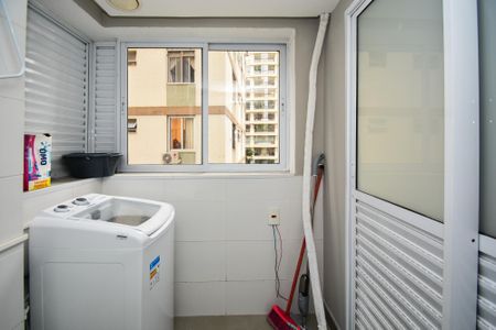 Apartamento à venda com 45m², 1 quarto e 1 vaga Apartamento à venda com 45m², 1 quarto e 1 vagaLavanderia