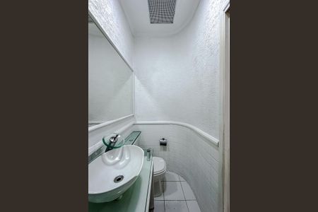 Casa de condomínio à venda com 109m², 2 quartos e 2 vagas