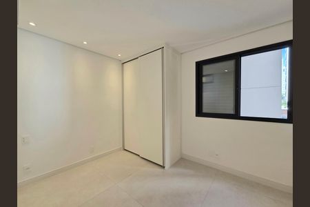 Apartamento à venda com 95m², 2 quartos e 2 vagasQuarto 2