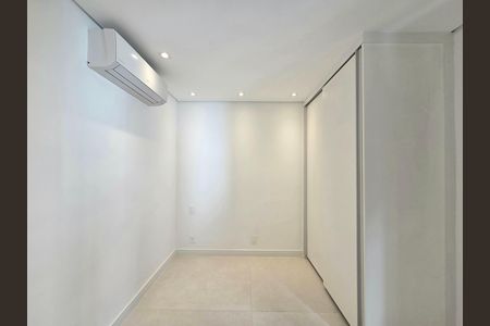 Apartamento à venda com 95m², 2 quartos e 2 vagasQuarto 2