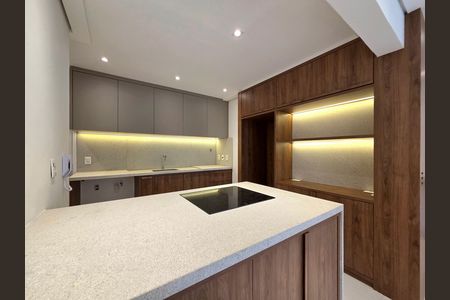 Apartamento à venda com 95m², 2 quartos e 2 vagasCozinha