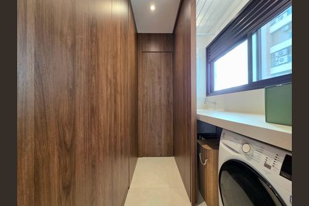 Apartamento à venda com 95m², 2 quartos e 2 vagasÁrea de Serviço