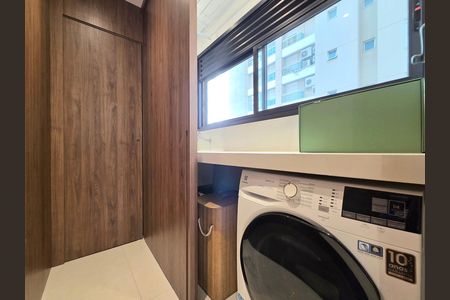 Apartamento à venda com 95m², 2 quartos e 2 vagasÁrea de Serviço