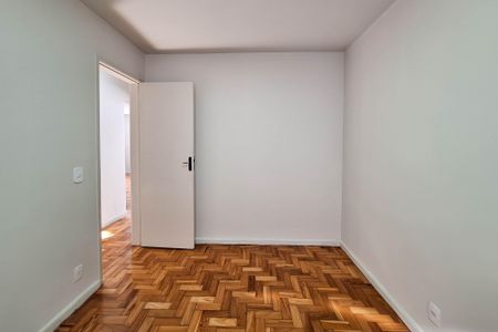 Apartamento para alugar com 126m², 3 quartos e 1 vaga Apartamento para alugar com 126m², 3 quartos e 1 vagaQuarto 2