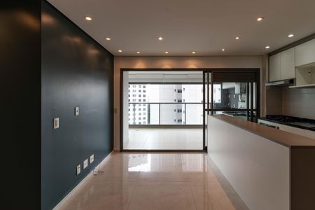 Sala de apartamento para alugar com 2 quartos, 69m² em Vila Romana, São Paulo