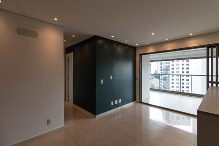 Sala de apartamento para alugar com 2 quartos, 69m² em Vila Romana, São Paulo